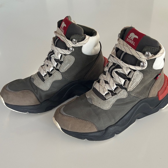 SOREL Kinetic RNEGD Conquest Winter Boot in Alpine Tundra Black 6.5 - Picture 3 of 6